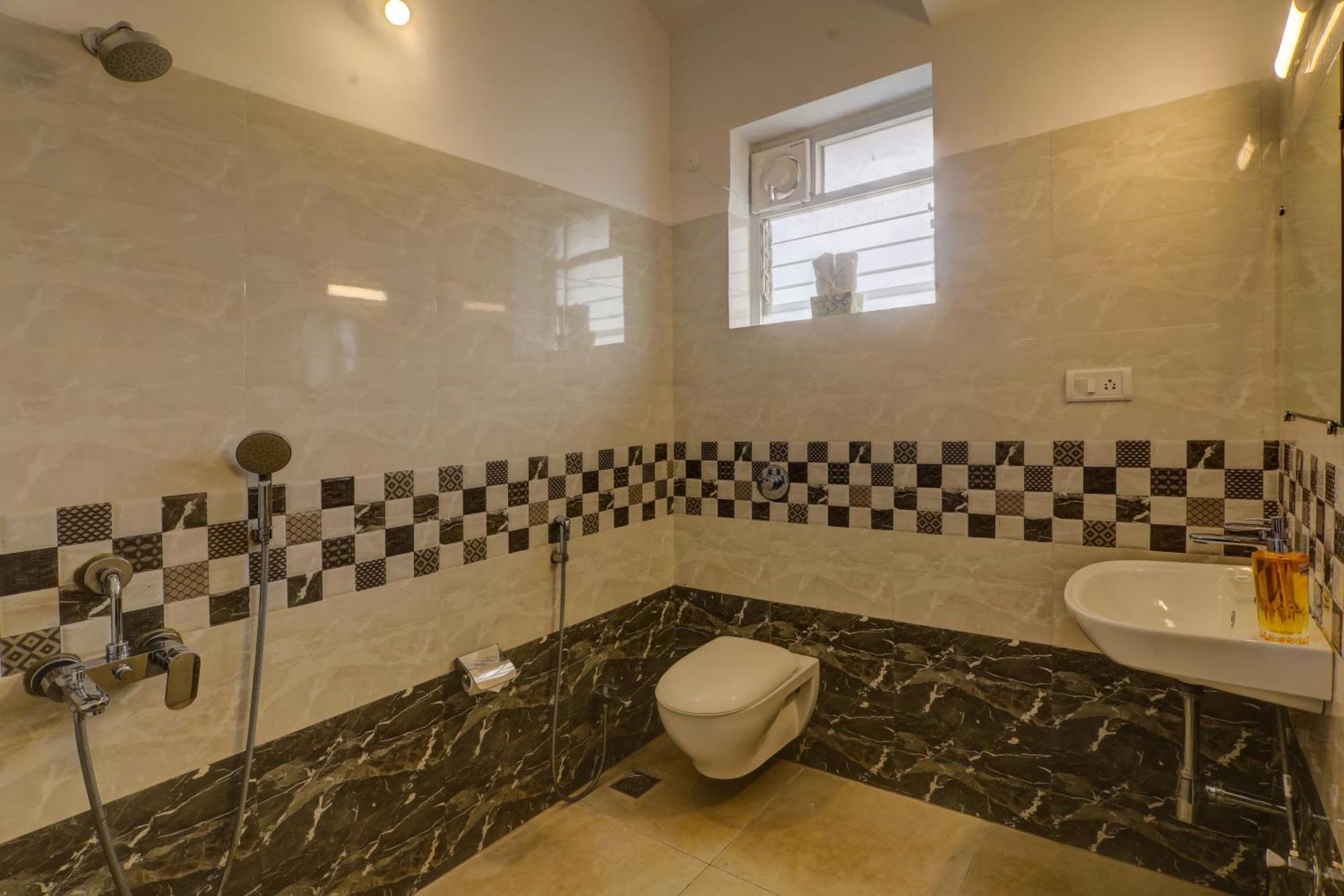 Jaqk Holidays - 9Bhk Villa For Big Groups, Private Pool-Wifi-Cartaker-Parking, North Goa Baga Buitenkant foto