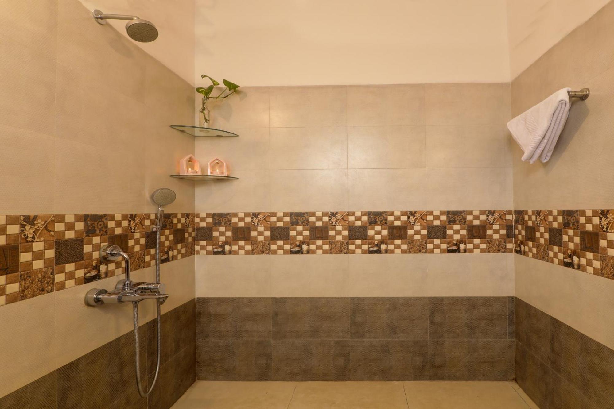 Jaqk Holidays - 9Bhk Villa For Big Groups, Private Pool-Wifi-Cartaker-Parking, North Goa Baga Buitenkant foto